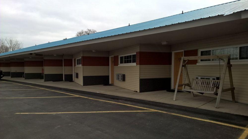 Economy Inn Marshalltown Exterior photo